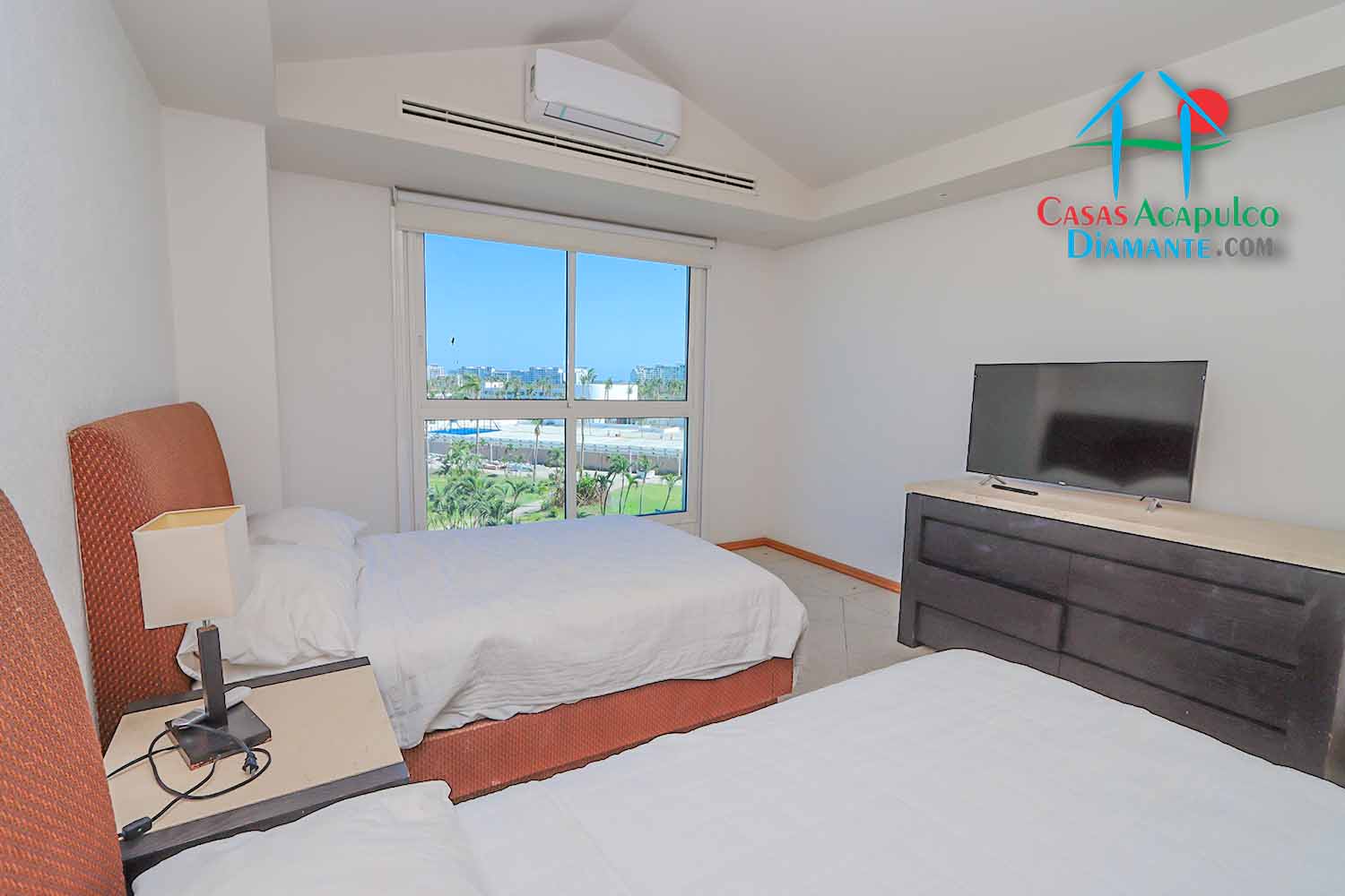 Maralago E 402 - Recámara uno 2